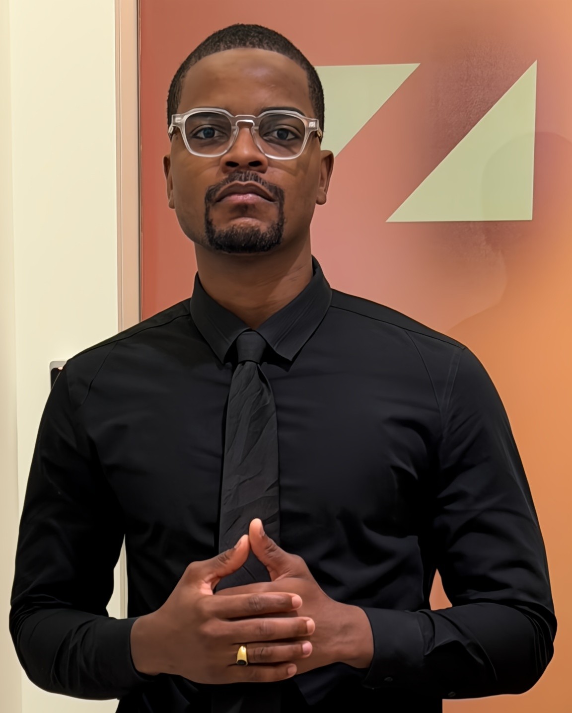 Lukeny Cabuço - Commercial Manager